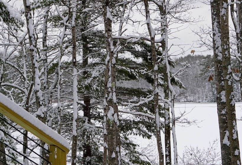 Waterfront Dresden Cabin With Deck + Fire Pit!