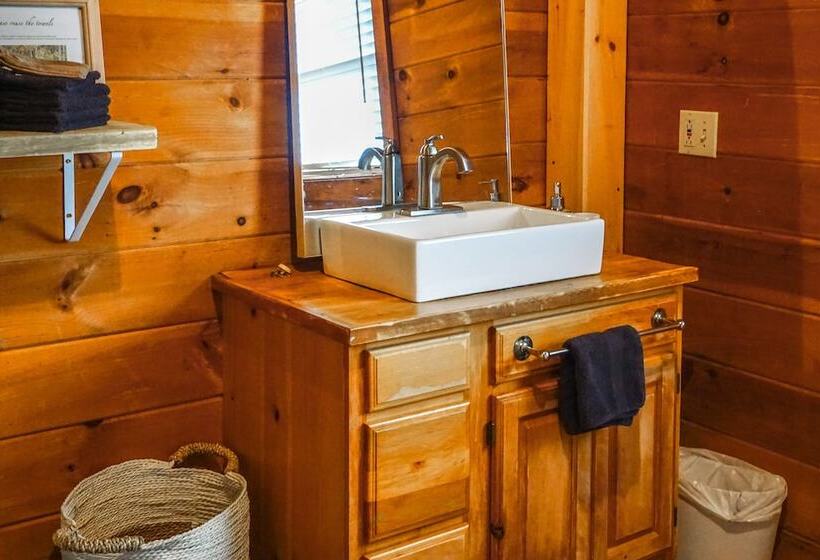 Waterfront Dresden Cabin With Deck + Fire Pit!