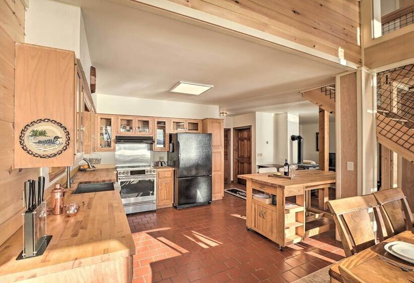 Oceanfront Frenchman Bay Home: Stunning View!