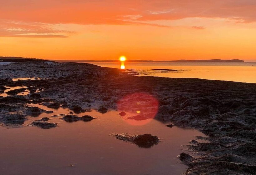 Oceanfront Frenchman Bay Home: Stunning View!