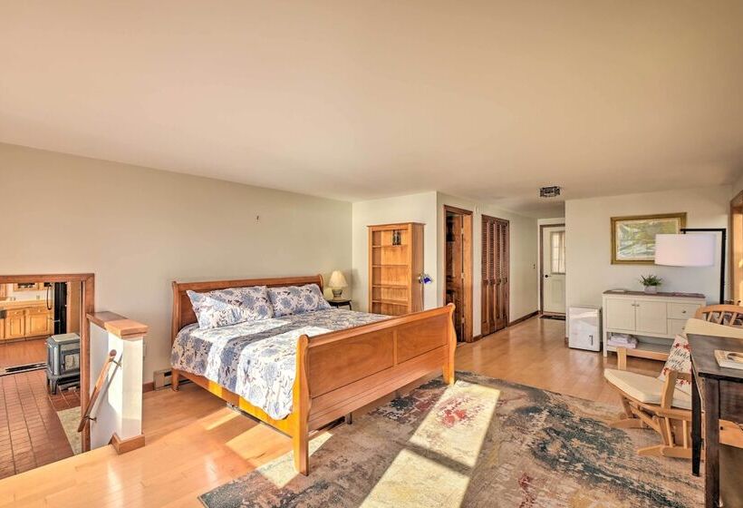 Oceanfront Frenchman Bay Home: Stunning View!