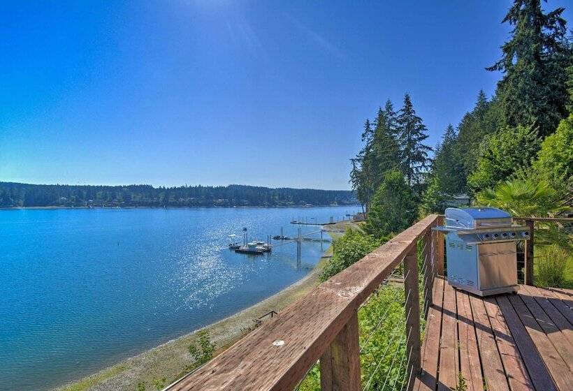 Waterfront Gig Harbor Home W/ Furnished Deck