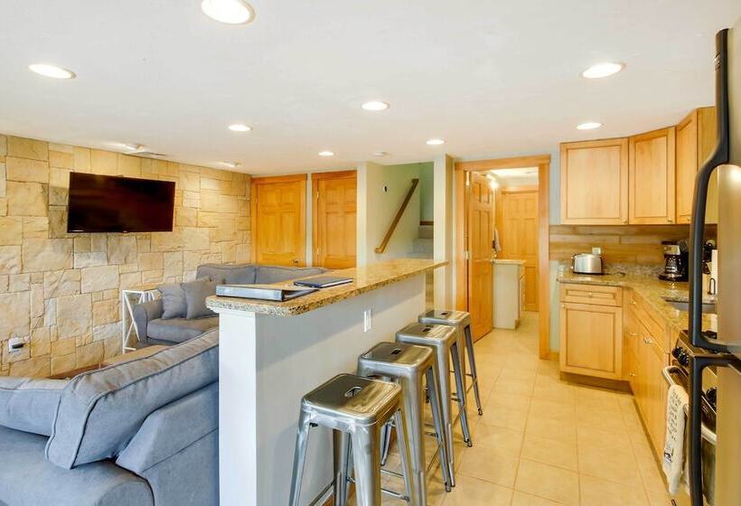 Laconia Home W/ Beach   1/2 Mi To Weirs Beach