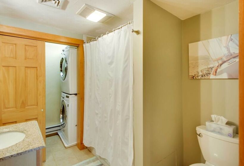 Laconia Home W/ Beach   1/2 Mi To Weirs Beach