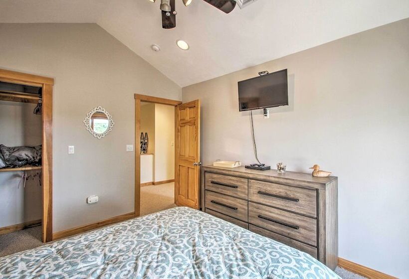 Laconia Home W/ Beach   1/2 Mi To Weirs Beach