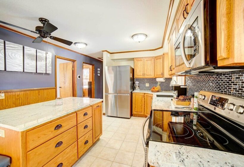 Waterfront Evart House On Chippewa Lake Channel