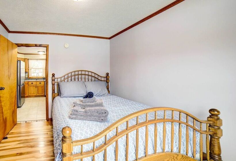 Waterfront Evart House On Chippewa Lake Channel