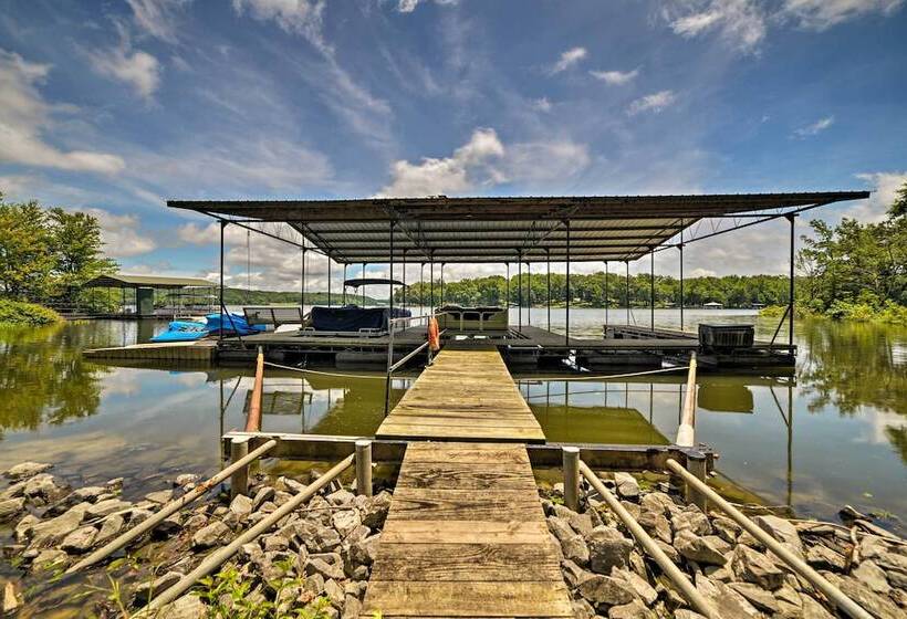 Waterfront Lake Barkley Home W/ Deck & Fire Pit!