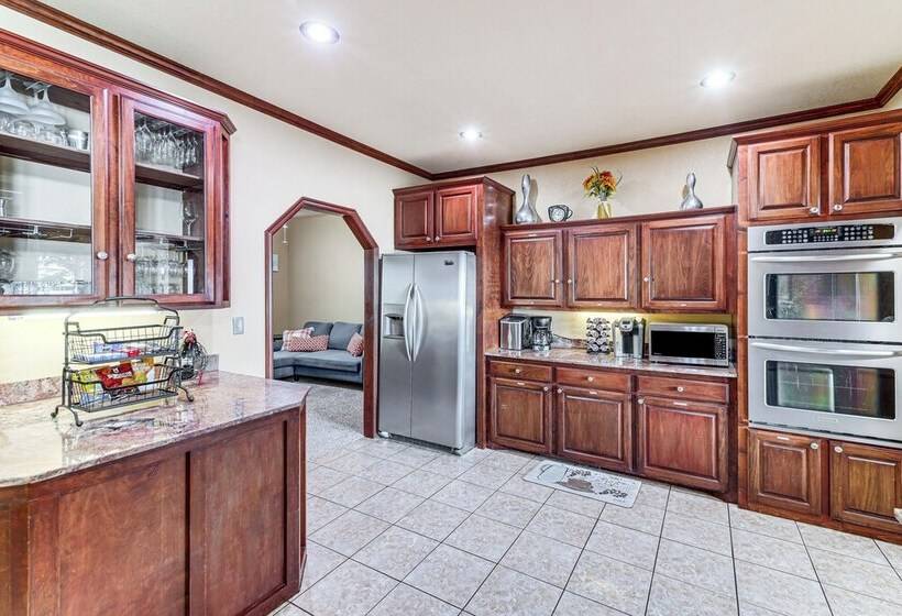 Waterfront Lake Eufaula Home: Multi Level Balcony