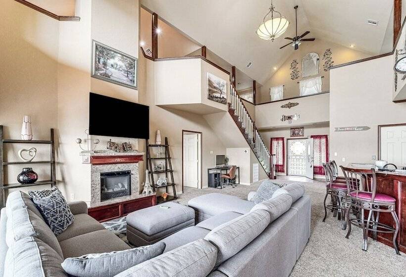 Waterfront Lake Eufaula Home: Multi Level Balcony