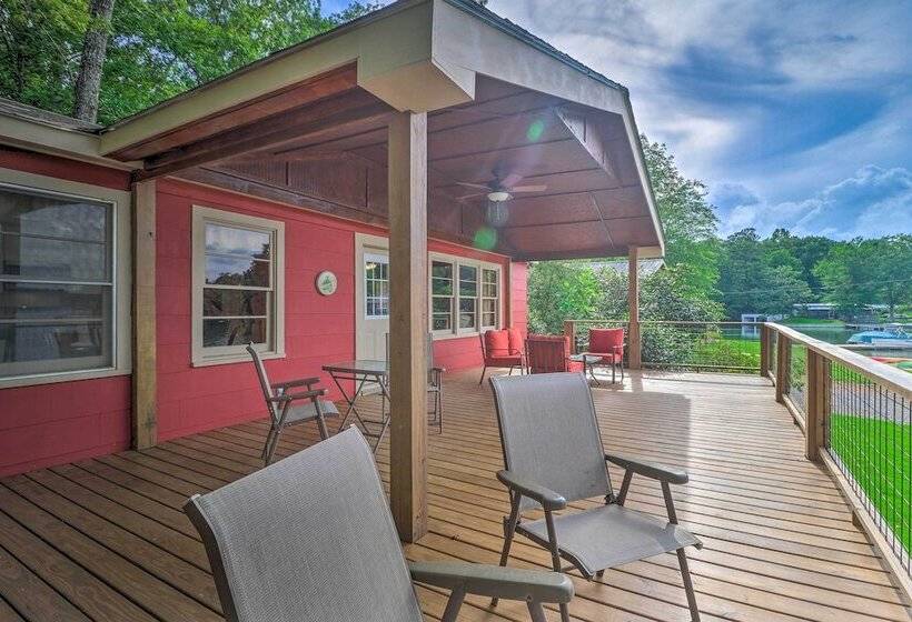 Waterfront Lake Martin Home W/ Grill & Beach!
