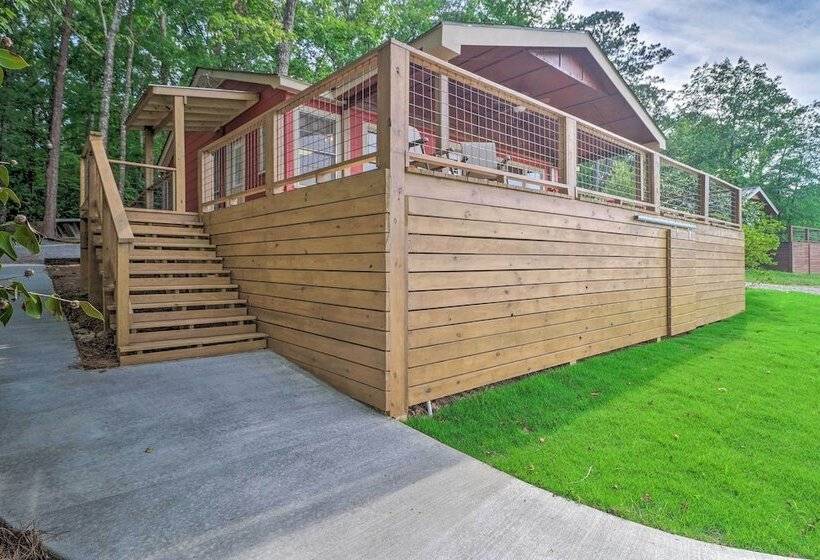 Waterfront Lake Martin Home W/ Grill & Beach!