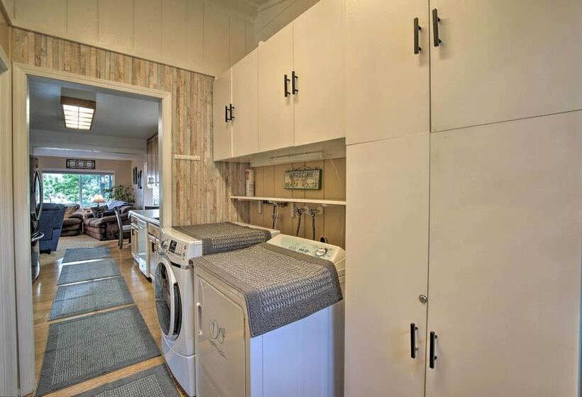 Waterfront North Bend Home: 9 Miles Into Town