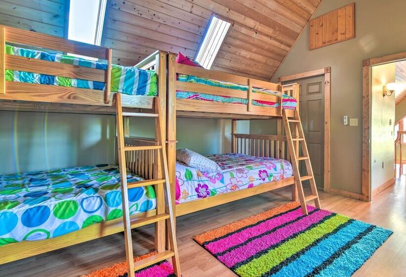 Waterfront Saginaw Bay Retreat W/ Grill & Yard!