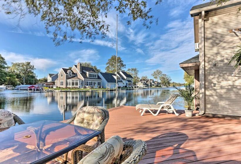 Waterfront Syracuse Home: Deck, Fire Pit & Kayaks
