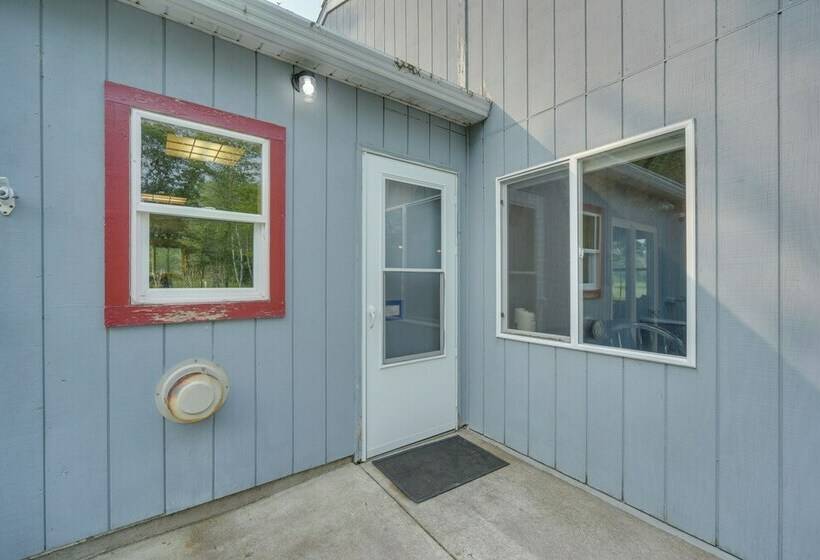 Waterfront Webster Cabin W/ Kayaks + Fire Pit