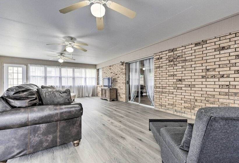 Welcoming Hattiesburg Home < 2 Mi To Usm!