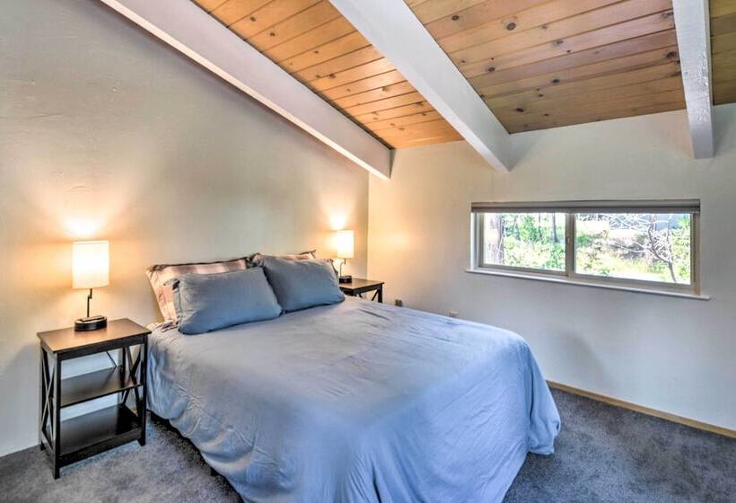 Welcoming Mi Wuk Cabin Retreat Near Hiking!