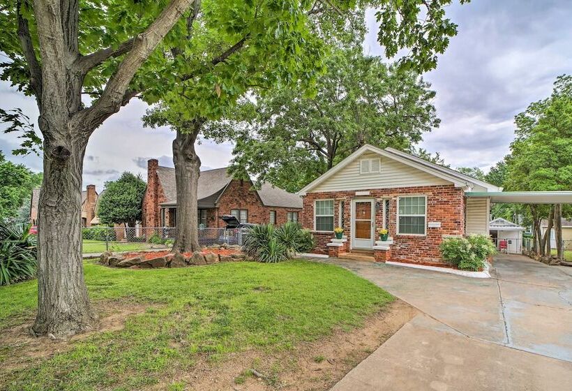 Welcoming Tulsa Home ~ 1 Mi To Expo Center!