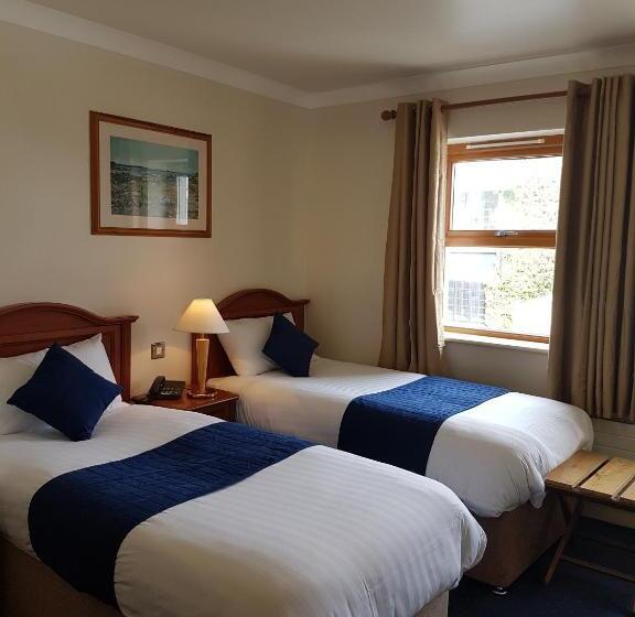 הוסטל An Cruiscin Lan