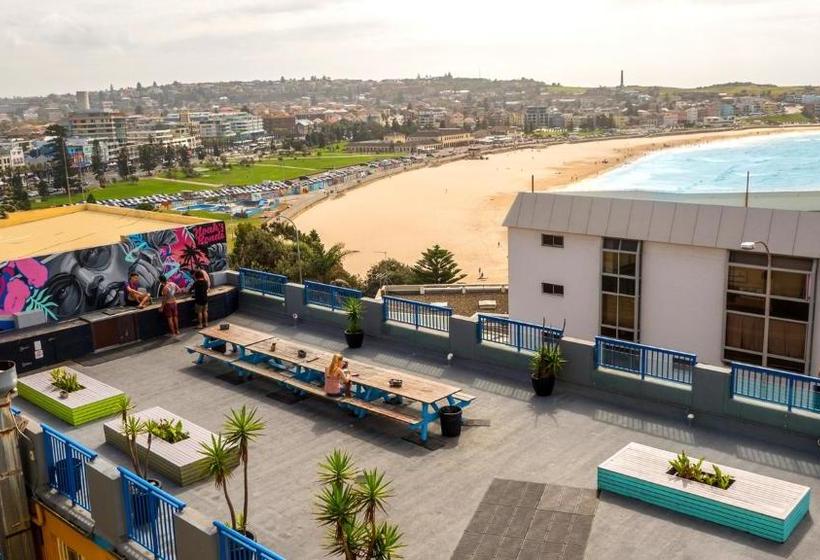 Noah S Bondi  Hostel