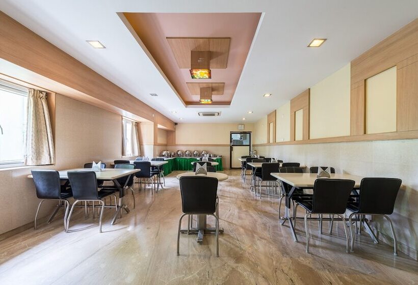 فندق صغير Treebo Ess Grande