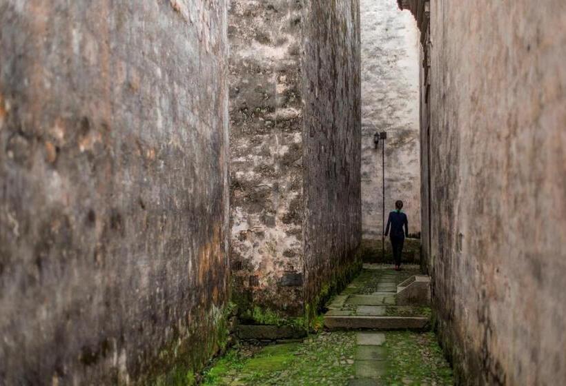 Banyan Tree Hotel Huangshan The Ancient Charm Of Huizhou, A Paradise