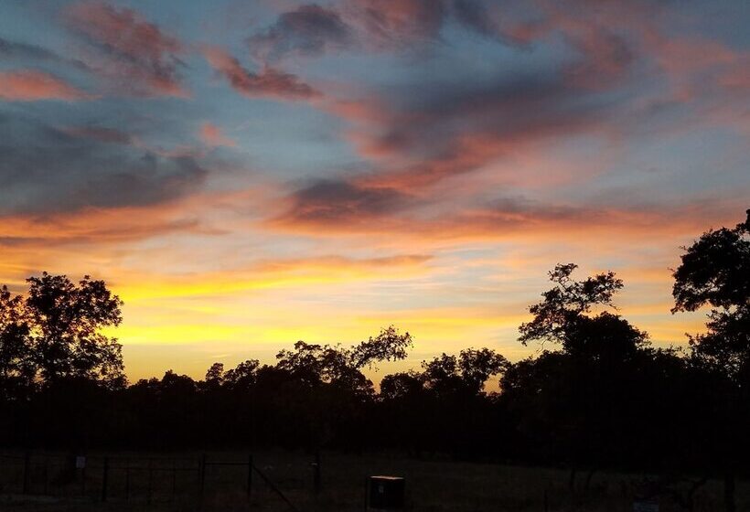 住宿加早餐  A Barn At The Quarry