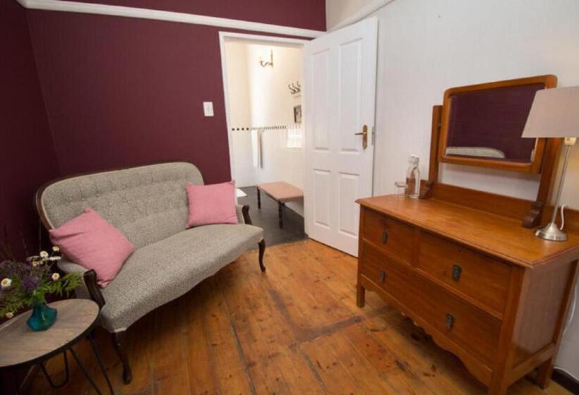 مبيت وإفطار Airlies Guest House