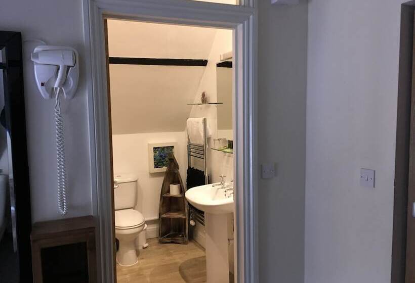 مبيت وإفطار Cherrywood Lodge