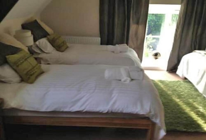 ベッドアンドブレックファースト Cherrywood Lodge