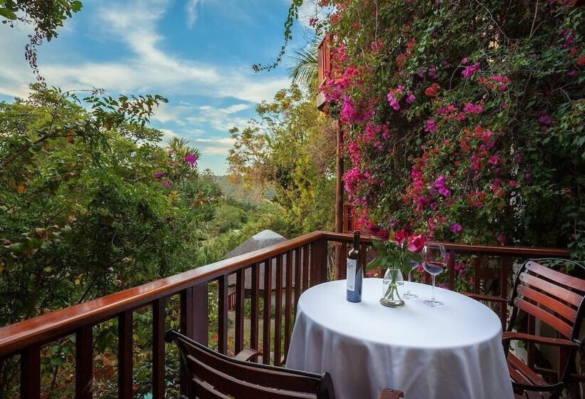 צימר The Loerie Hide