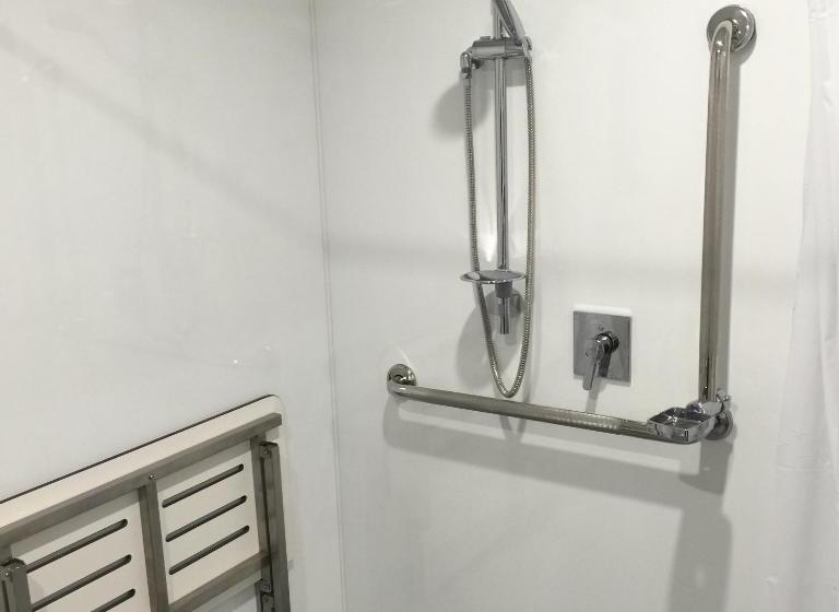 Bucklands Beach Waterfront Motel