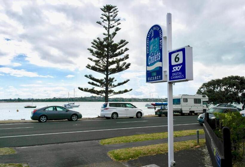 Bucklands Beach Waterfront Motel