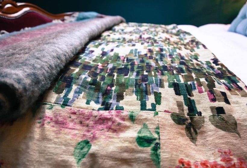 Dotty S Boutique B&b