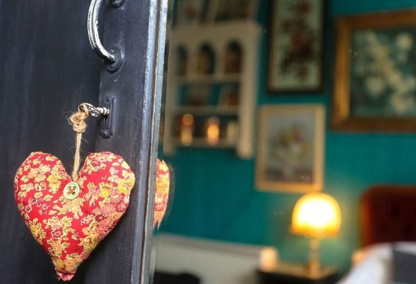 Dotty S Boutique B&b