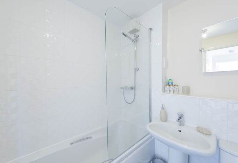 Duloch Apartments Kw