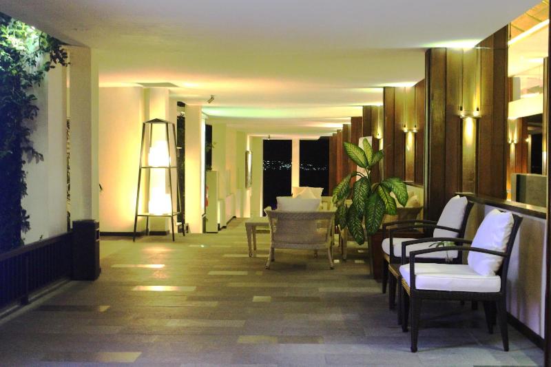 Estrella Hotel & Conference