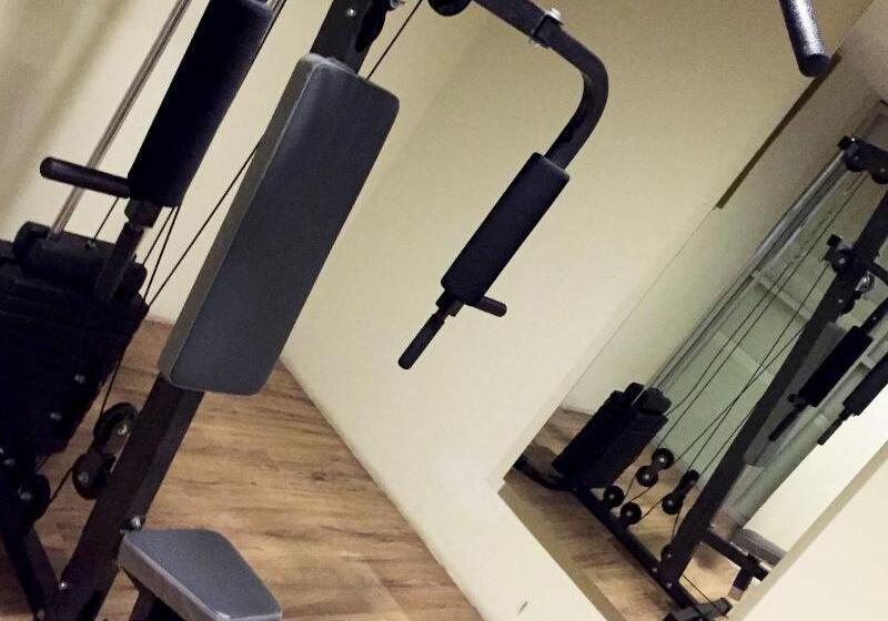 Estrella Hotel & Conference