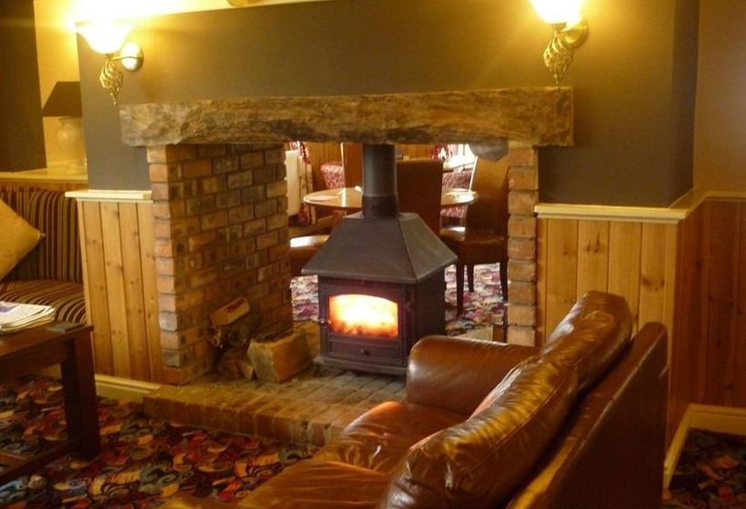 فندق فئة نجمة واحدة Affcot Lodge