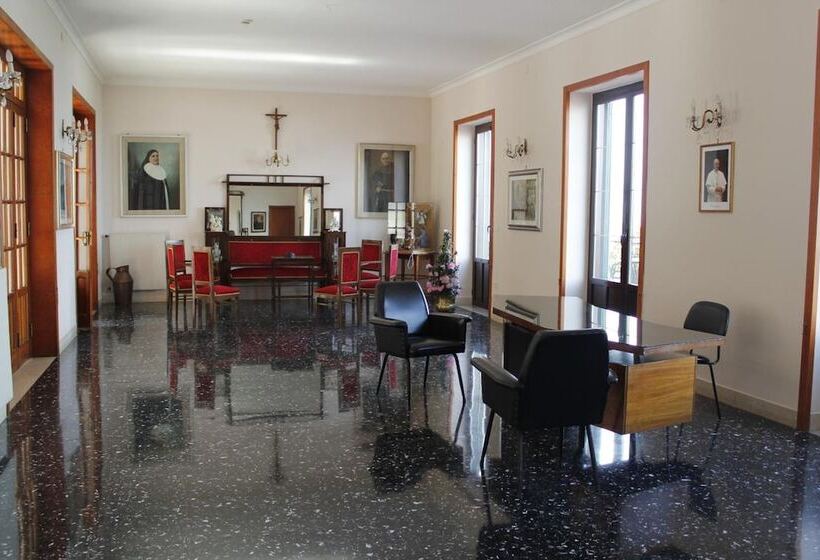 Хостел Ancelle Sorrento  Casa D Accoglienza