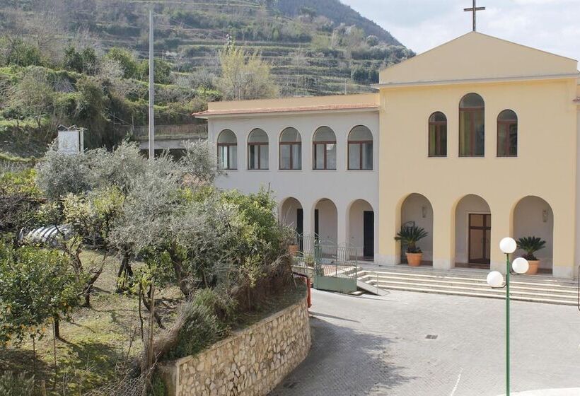 Хостел Ancelle Sorrento  Casa D Accoglienza