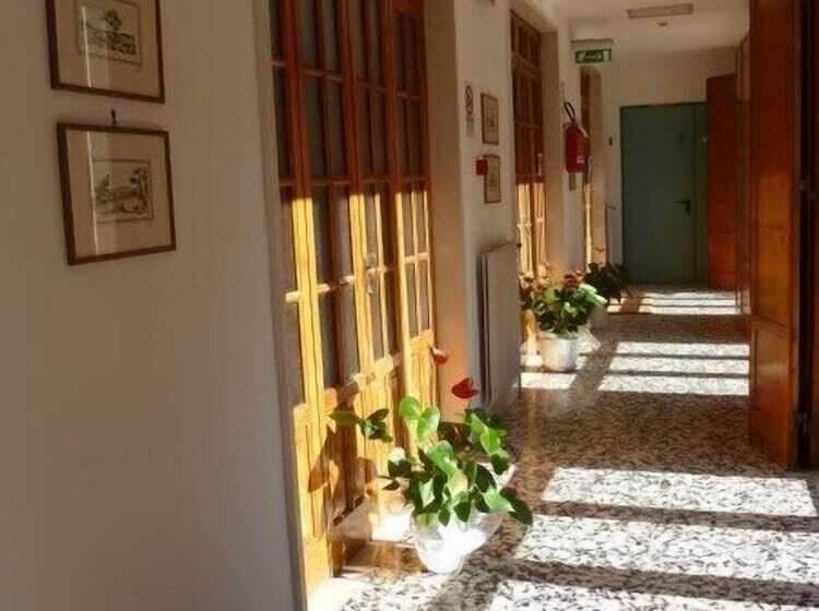 Хостел Ancelle Sorrento  Casa D Accoglienza