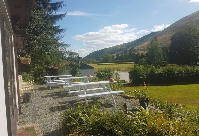 客栈 Dolbrodmaeth Riverside B&b