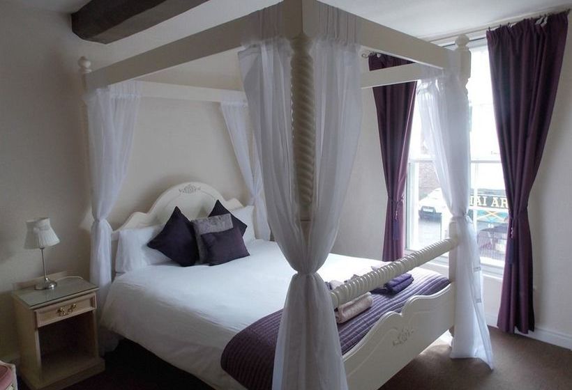 פונדק The Friars