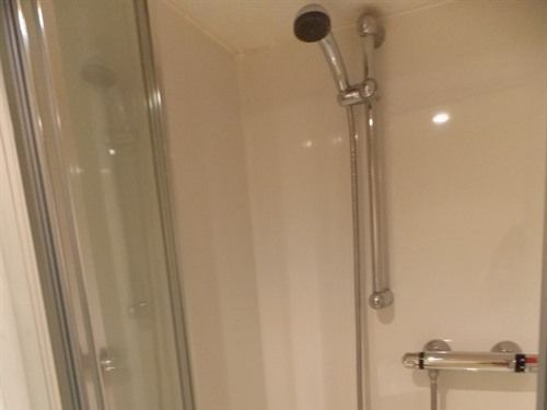 פונדק The Friars