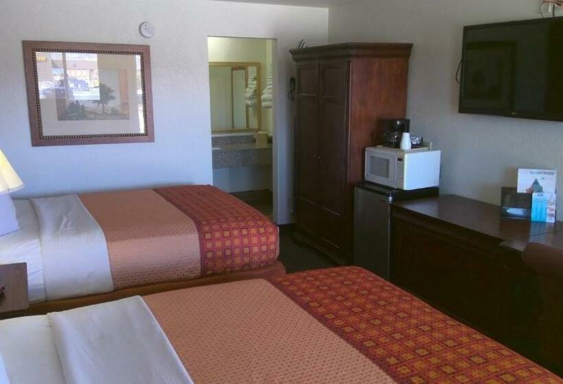 فندق 1st Interstate Inn Montrose