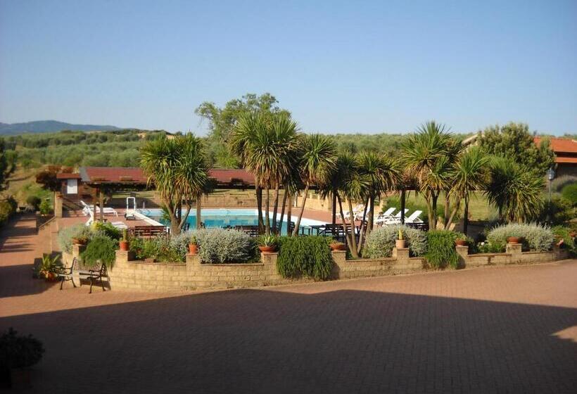 هتل Agriturismo Podere Del Vescovo