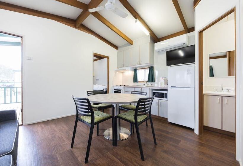 ホテル Alivio Tourist Park Canberra