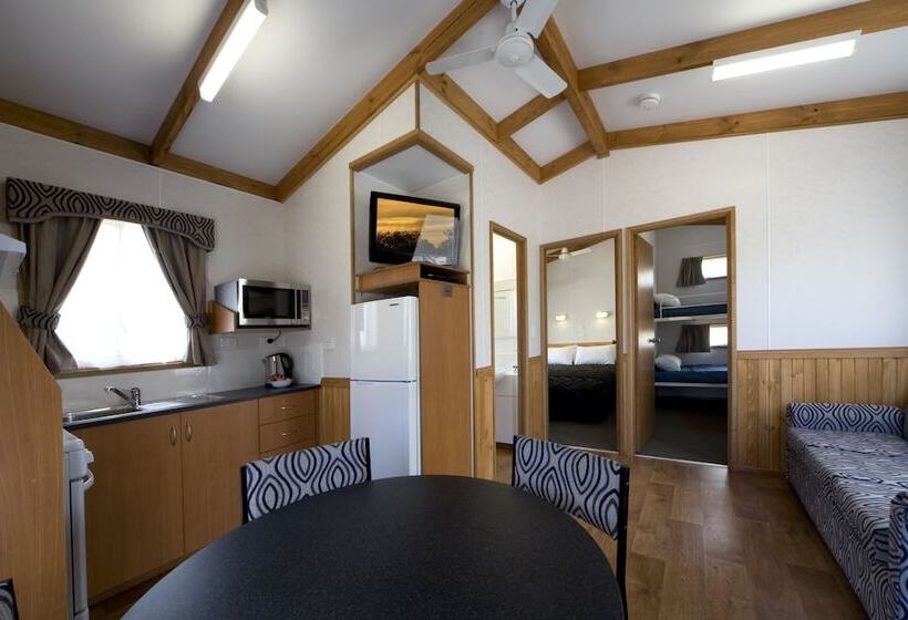 ホテル Alivio Tourist Park Canberra